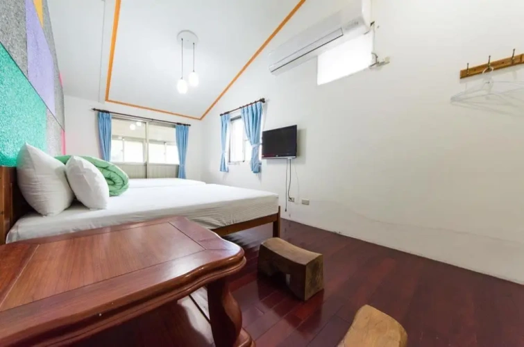 Classic Quadruple room