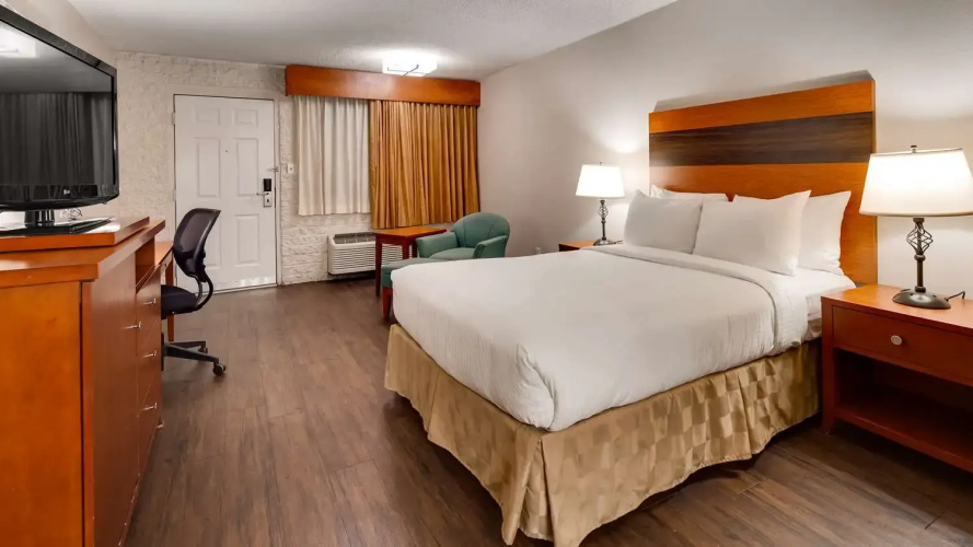 Extend-a-Suites - Phoenix Airport