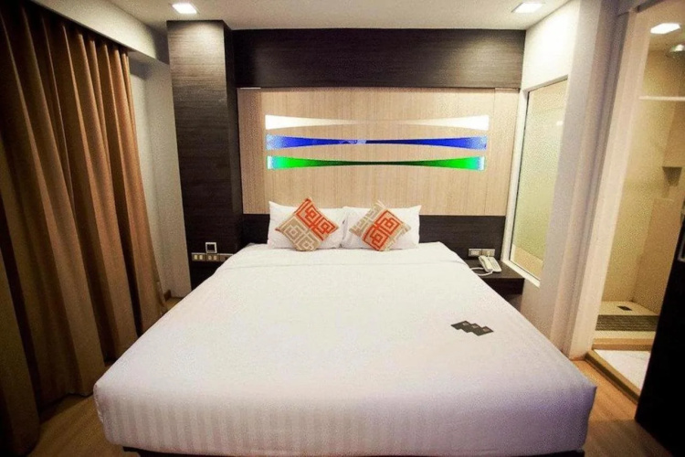 Studio Sukhumvit 11 by iCheck inn
