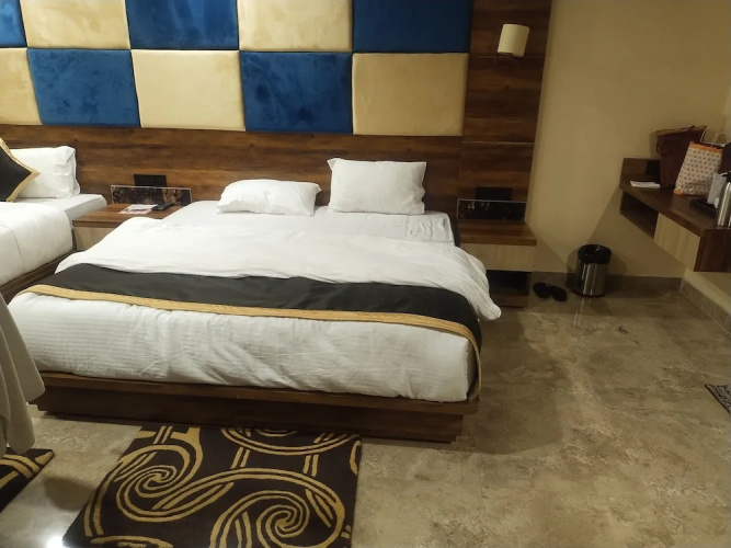 Poddar Residency