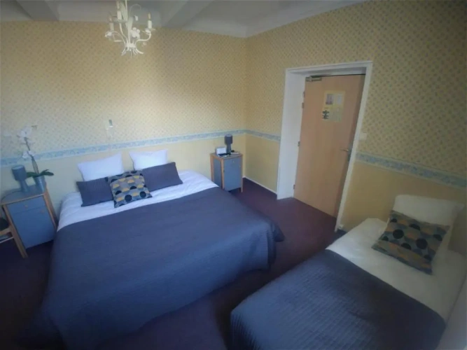 Superior Triple room