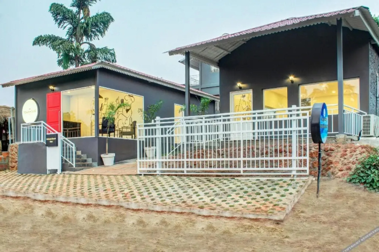 OYO Townhouse 031 Ashvem Beach