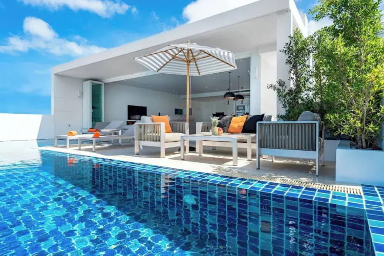 Luxury Sea View Villa Q With Pool at Unique Residences