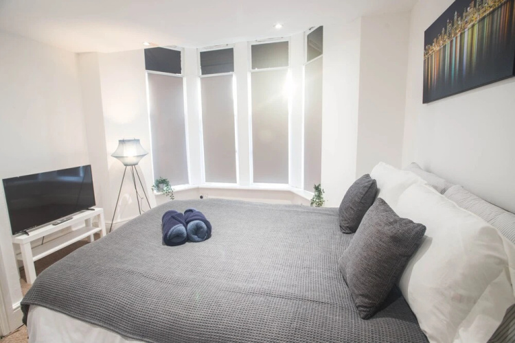 Short Stay Bristol - Stapleton 1 Apartment