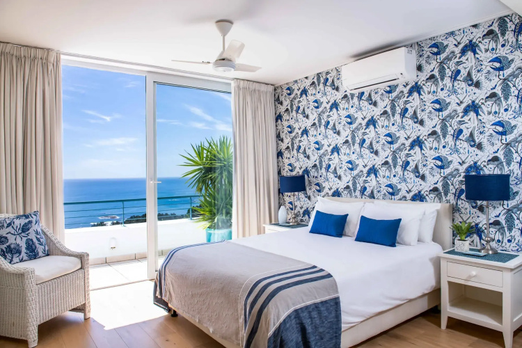 Bay Reflections - Luxury Serviced Apartments