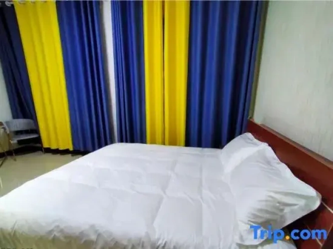 Standard Double room with city view
