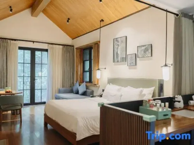Double Cottage