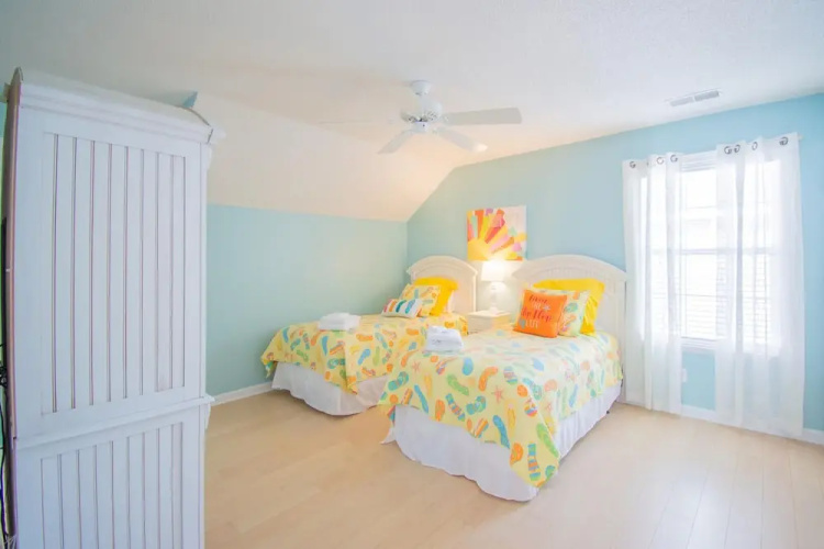 603 Porpoise Dr