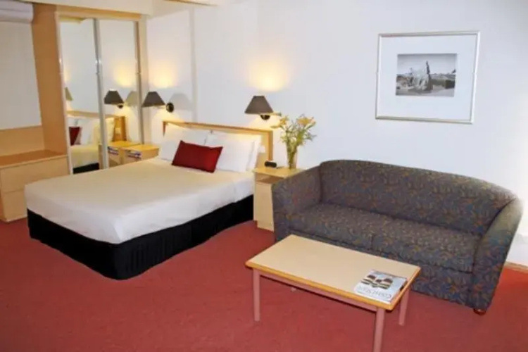 Amooran Oceanside Apartments and Motel