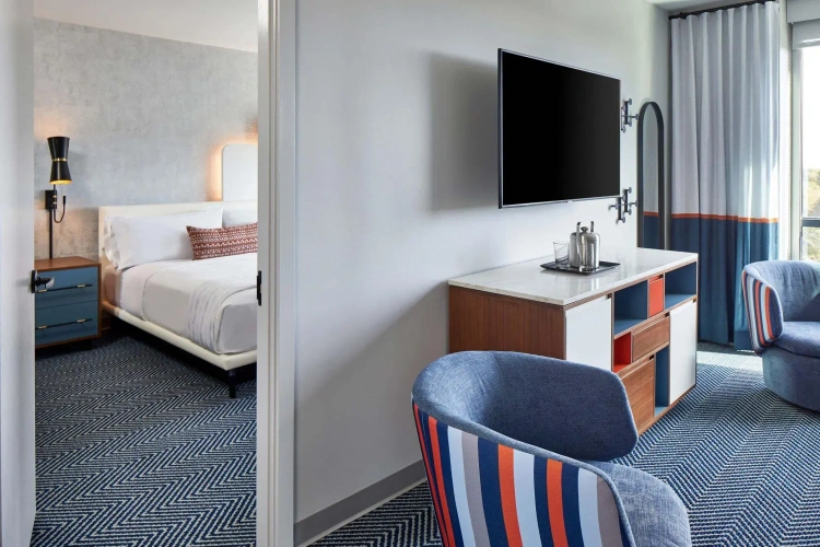 Double Suite