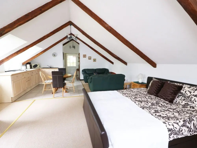 Loft Apartment