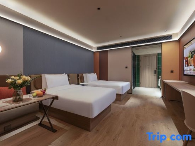Standard Twin room with sea view
