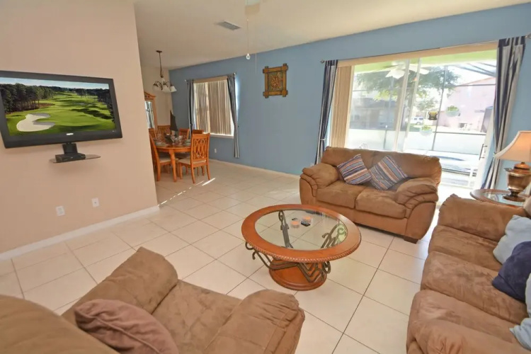 Rent A Villa Eagle Management Davenport