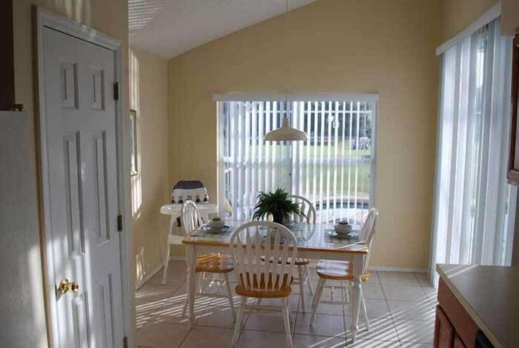 Esprit 4 bed / 2.5 bath home