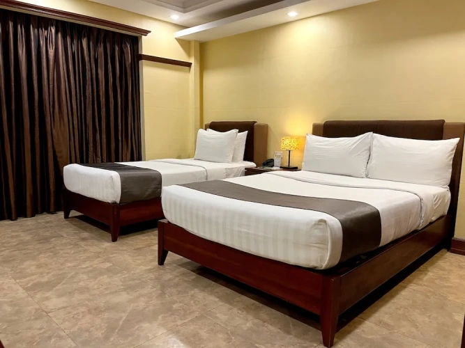 Premier Triple room