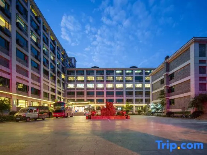 Yunhai Hotel