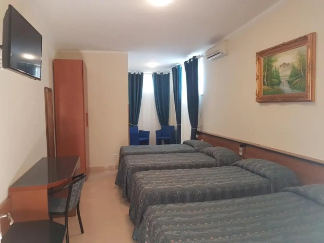 Standard Quadruple room