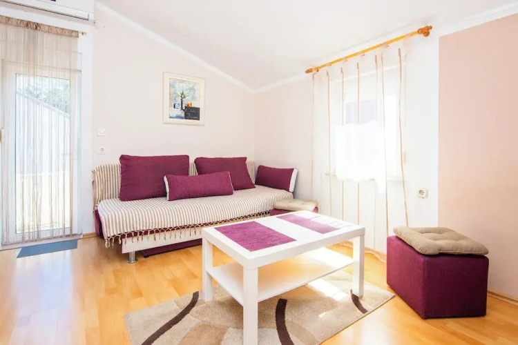 Apartment Milatovic