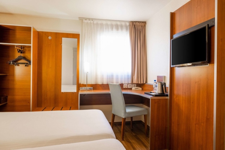 Comfort Hotel Aeroport Lyon St Exupery photo 8