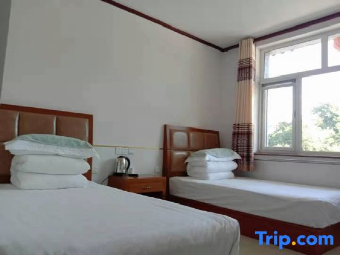 Luanping Jianxia Farm stay