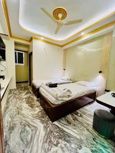 Standard Double room with city view
