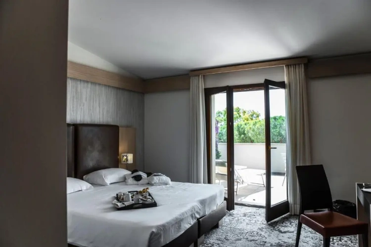 Comfort Triple room with balcony and with pool view