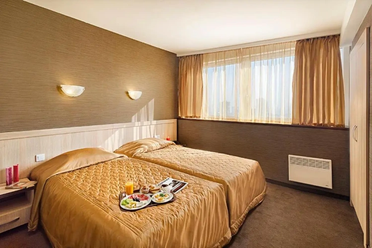Triple Suite