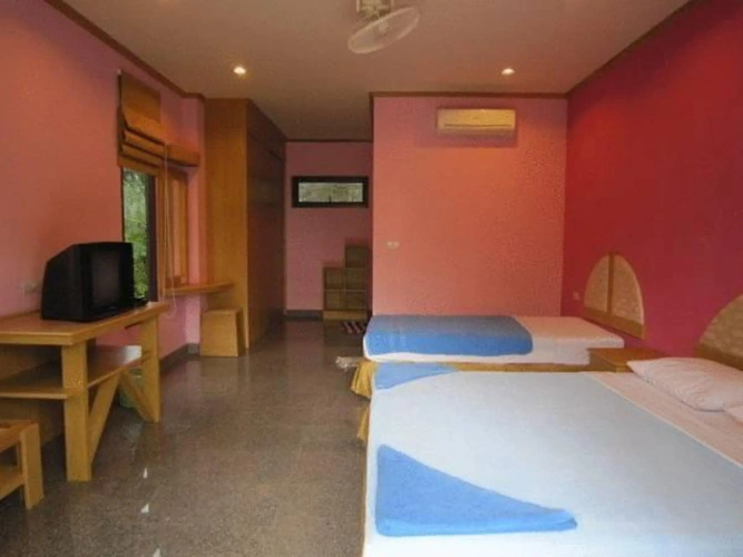 Standard Quadruple room with sea view