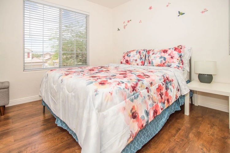 Grey High Roller - 4Bd 3Ba