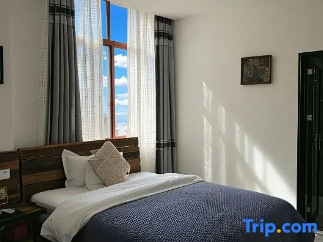 Quadruple Family Suite