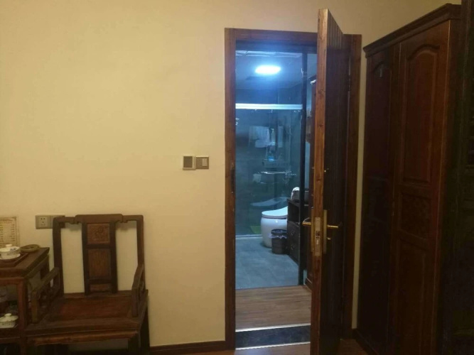 Yangzhou Manzhu Inn