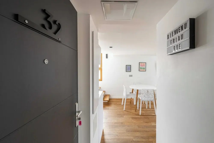 Large Duplex - Cannes Center