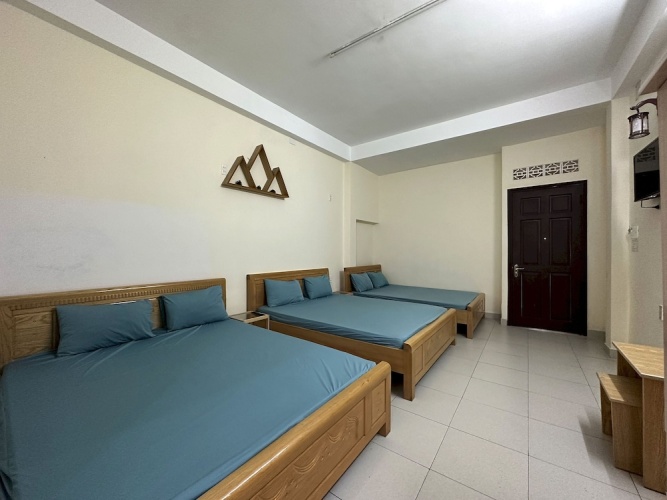 3 Bedrooms Standard Family room