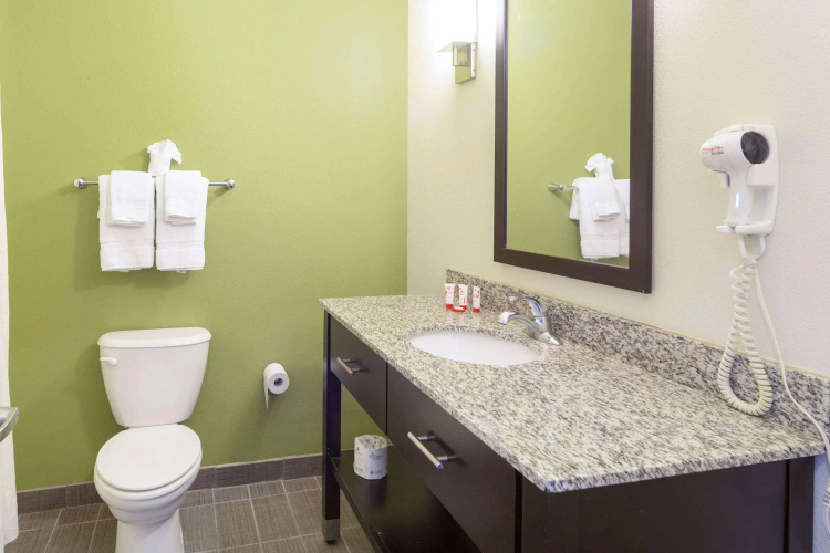 Ramada By Wyndham Jackson Ms