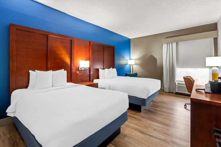 Standard Quadruple room
