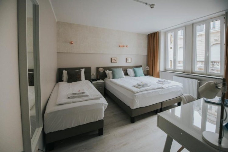 Superior Triple room