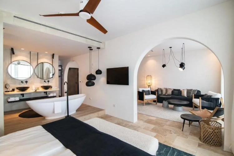 1 Bedroom Apartment with sea view