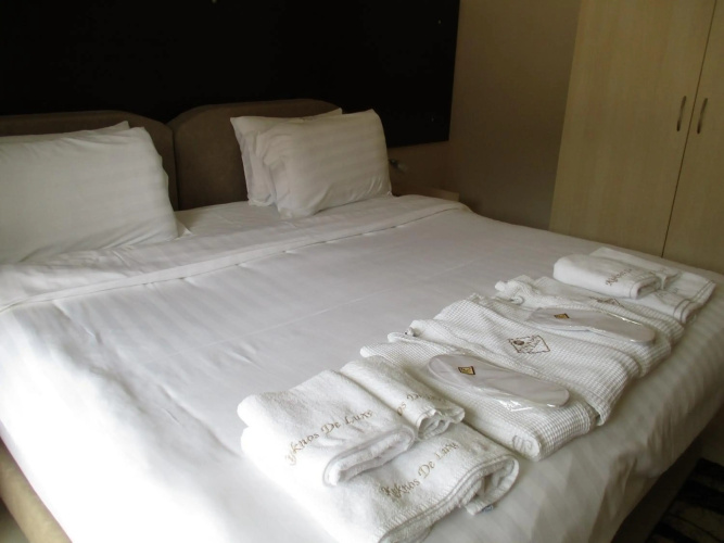 Kyknos De Luxe Suites & Rooms