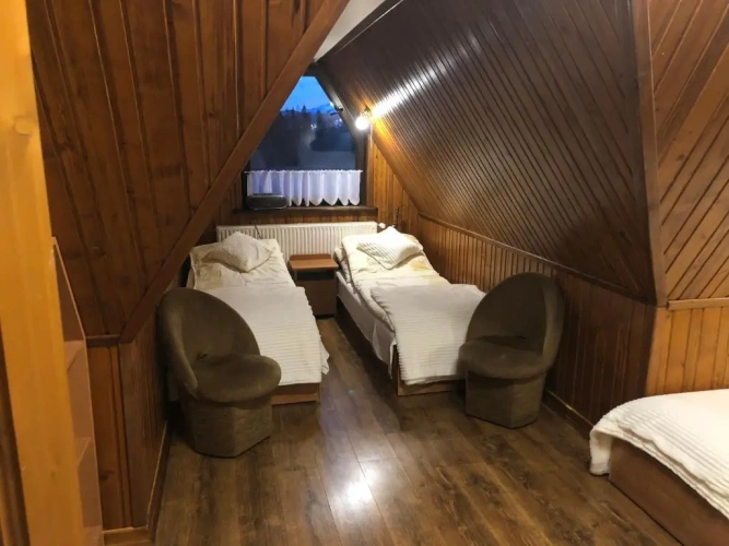 Standard Quintuple room with balcony and with mountain view