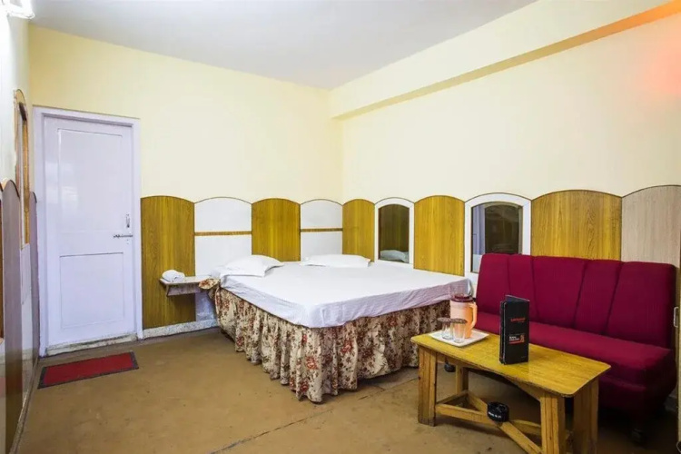 Hotel Satkaar