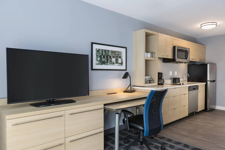 1 Bedroom Quadruple Suite