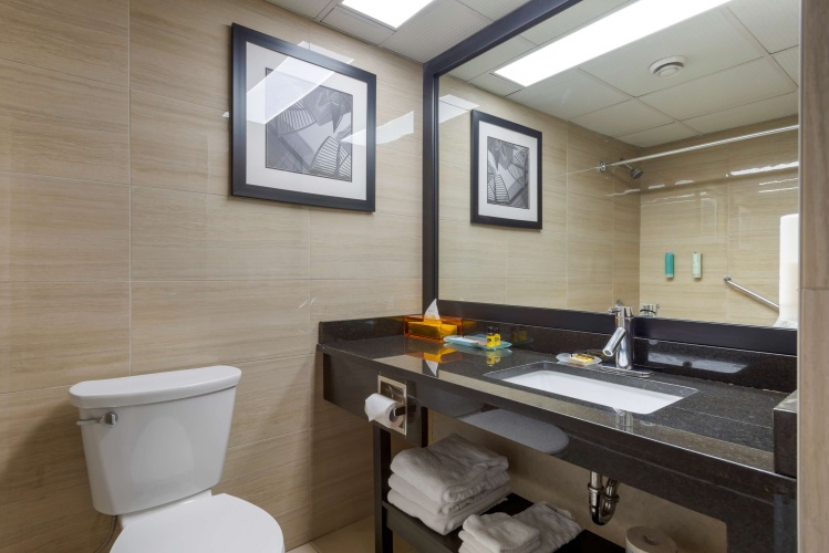 Coast Calgary University Area Hotel by APA photo 10