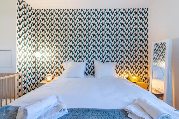 The Graphic Condo - Fairytale Factory