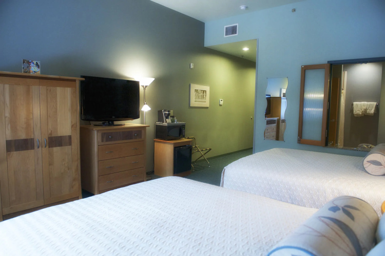 Dimond Center Hotel