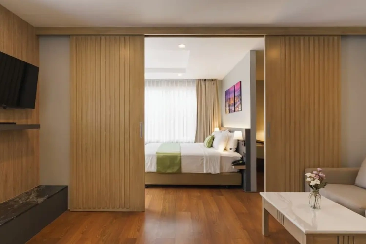 Deluxe room with balcony