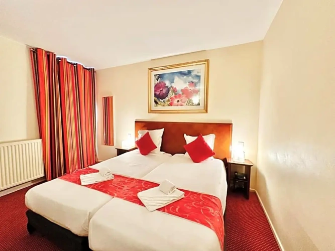 Twin room
