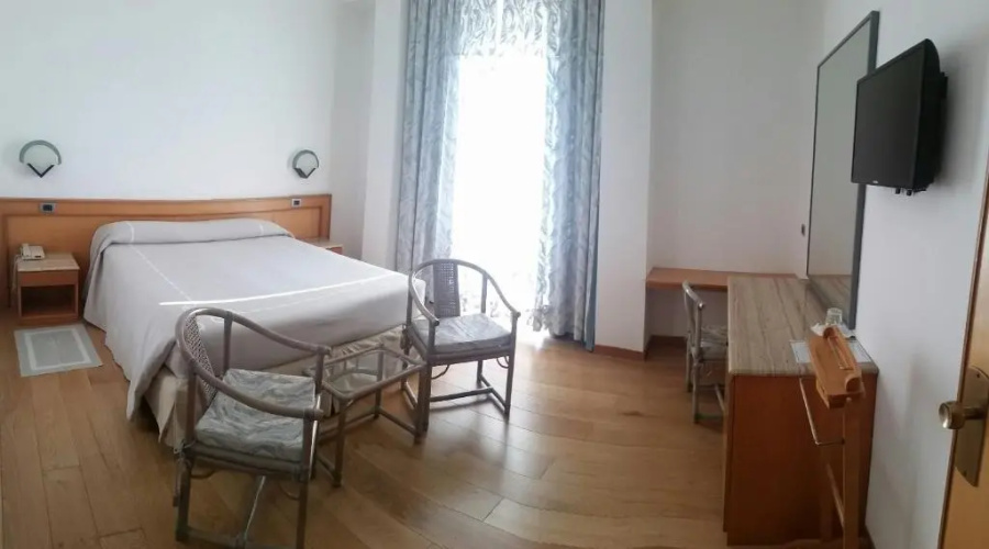 Hotel Excelsior