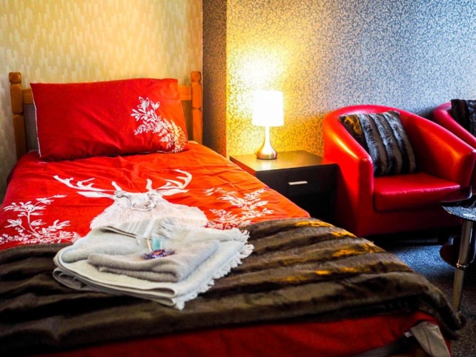 Standard Twin room