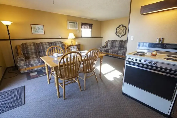 Bar M Resort and Campground