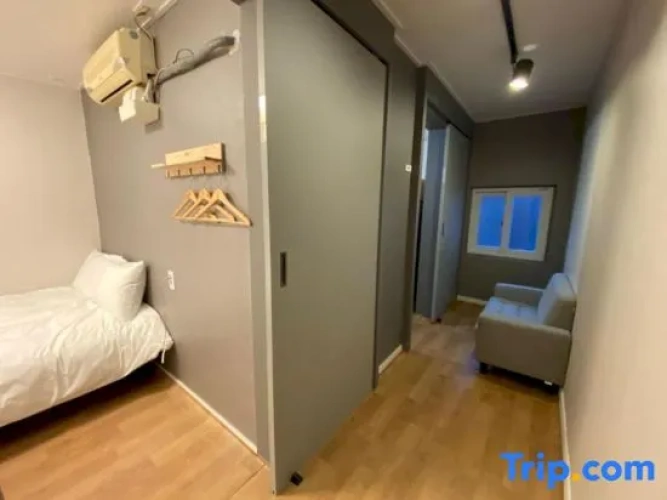 2 Bedrooms Double Suite